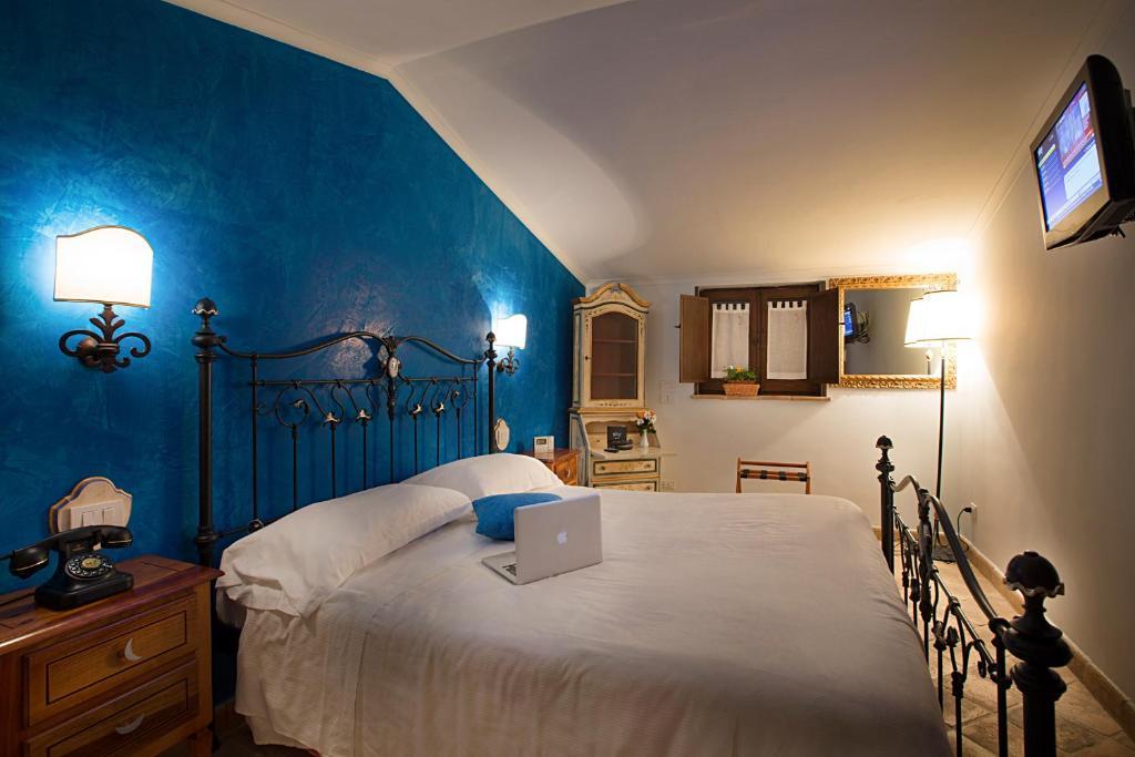Agriturismo Il Sapore Della Luna 蒙泰普兰多内 外观 照片