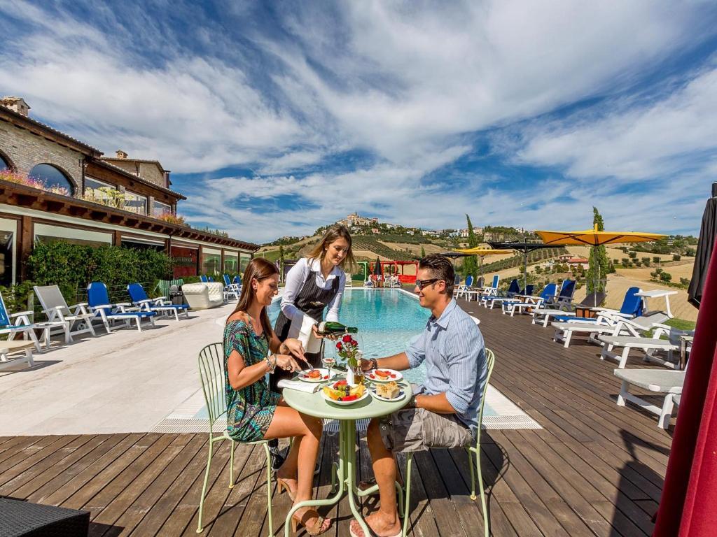 Agriturismo Il Sapore Della Luna 蒙泰普兰多内 外观 照片