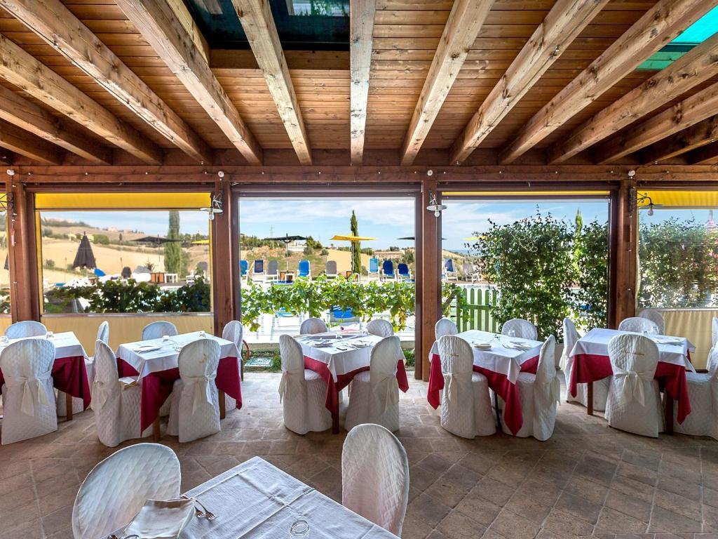 Agriturismo Il Sapore Della Luna 蒙泰普兰多内 外观 照片